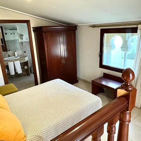 Kazar Hotel