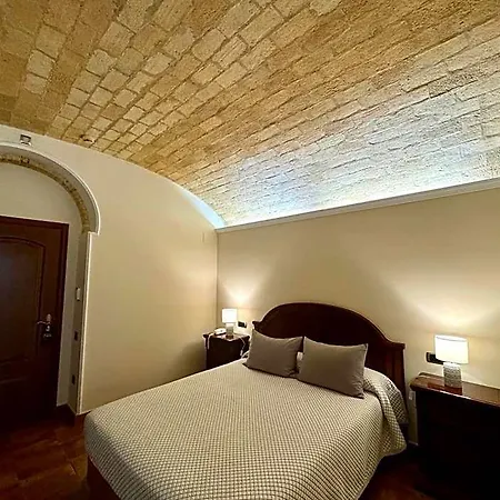 Kazar Hotel