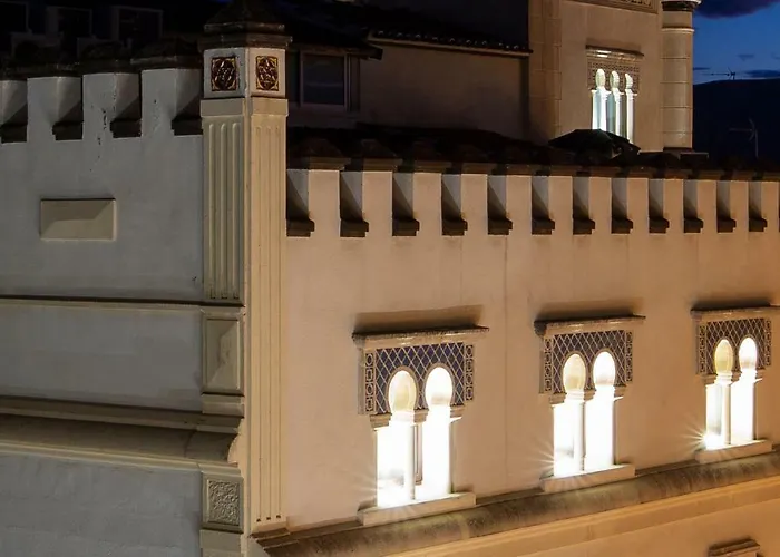 Hotel Kazar 4*